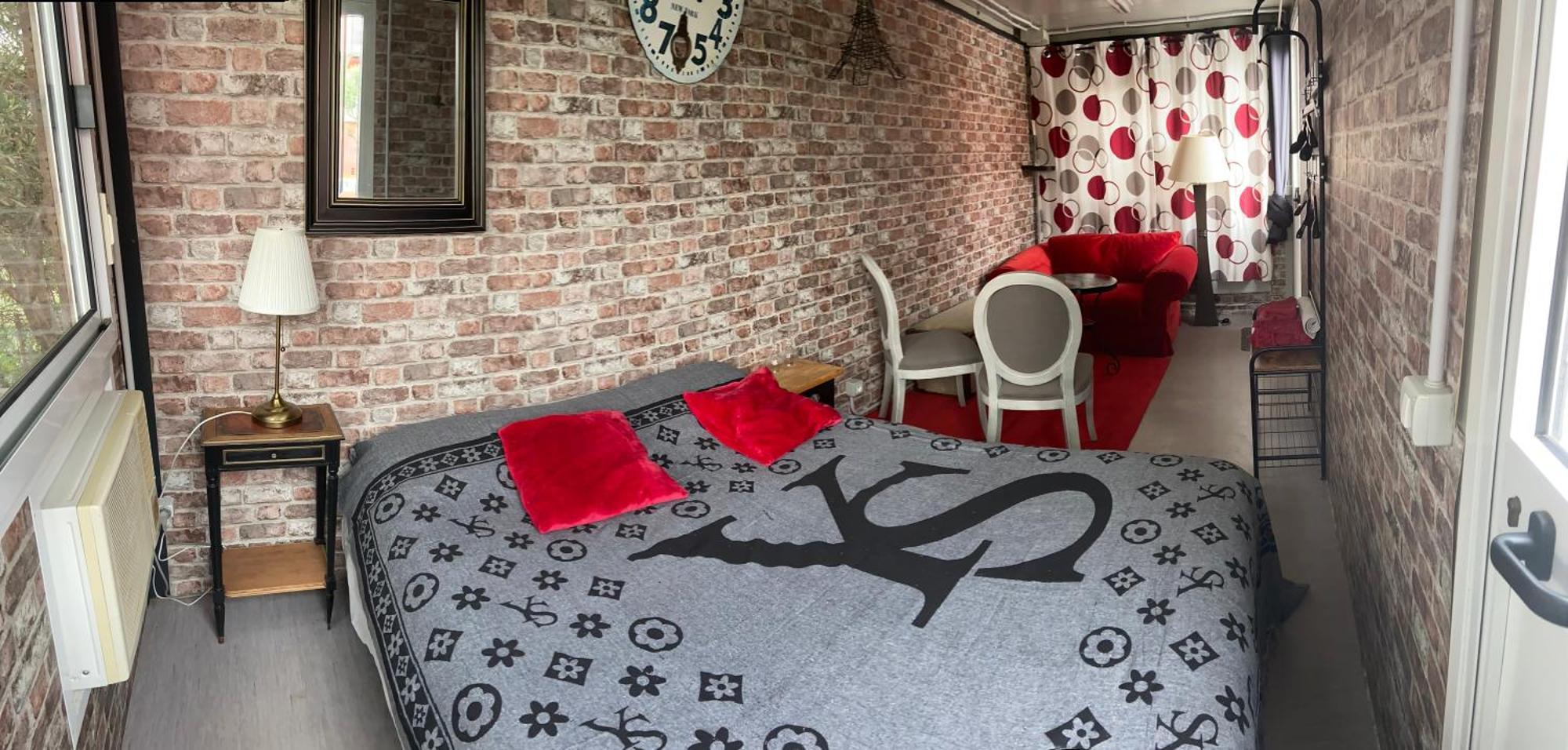 Atelierchic Bed & Breakfast Le Lavandou Exterior photo